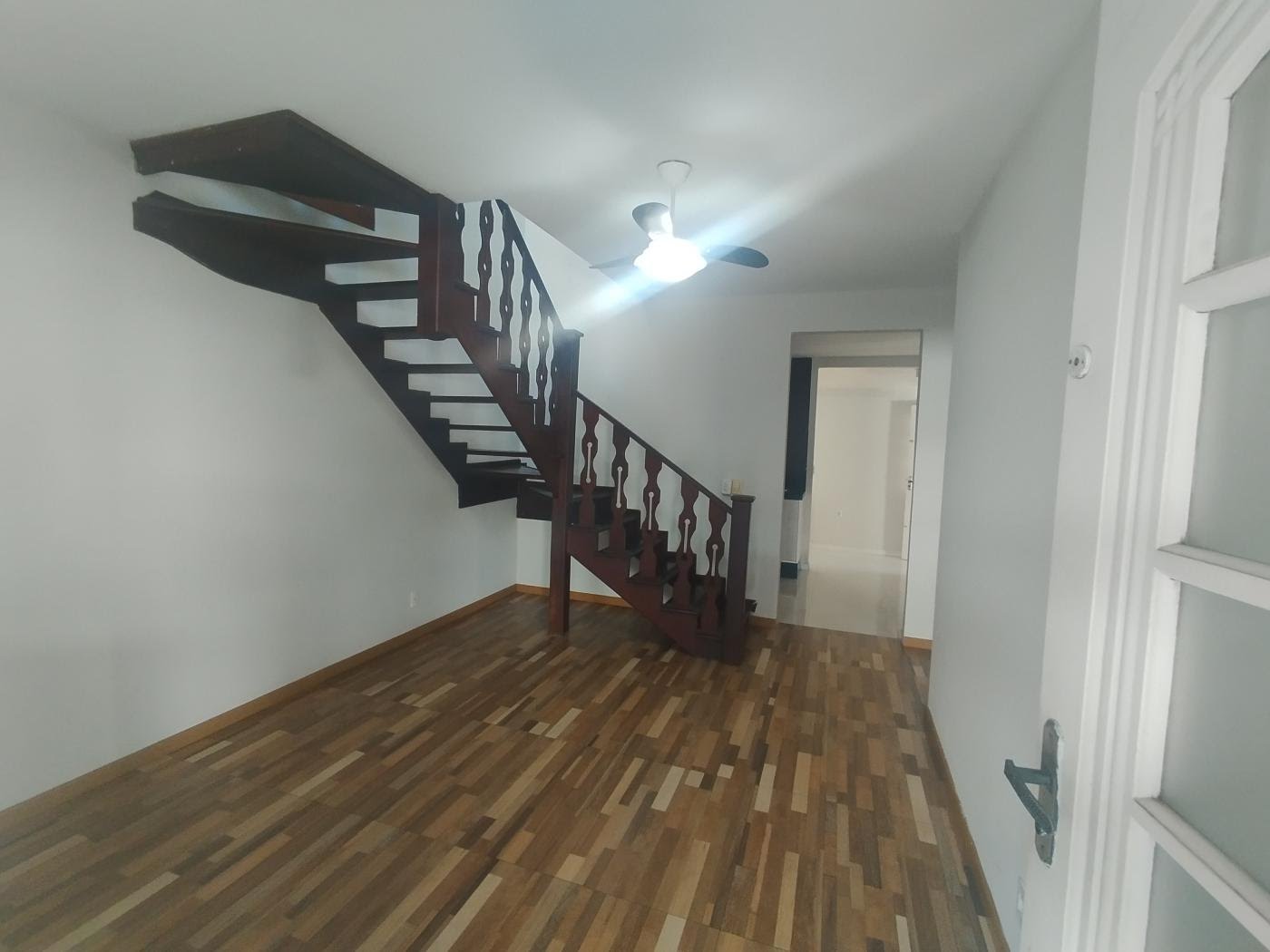 Casa à venda com 3 quartos, 1 suíte, 2 vagas e 130m² no Jardim Mariléa, Rio das Ostras (RJ) — foto 7 de 8