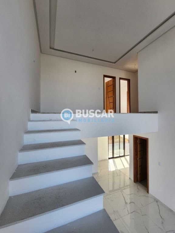 Casa à venda com 4 quartos, 4 suítes, 2 vagas e 206m² no Nova Esperança, Feira de Santana (BA) — foto 2 de 14