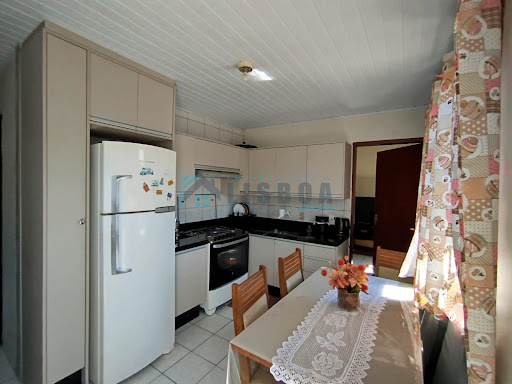 Casa em Forquilhinhas  -  São José