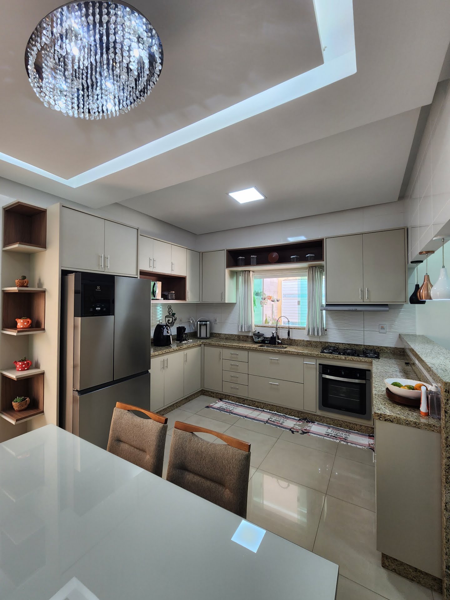 Casa à venda com 3 quartos, 2 suítes, 2 vagas e 220m² no Parque Ipê, Feira de Santana (BA) — foto 9 de 26