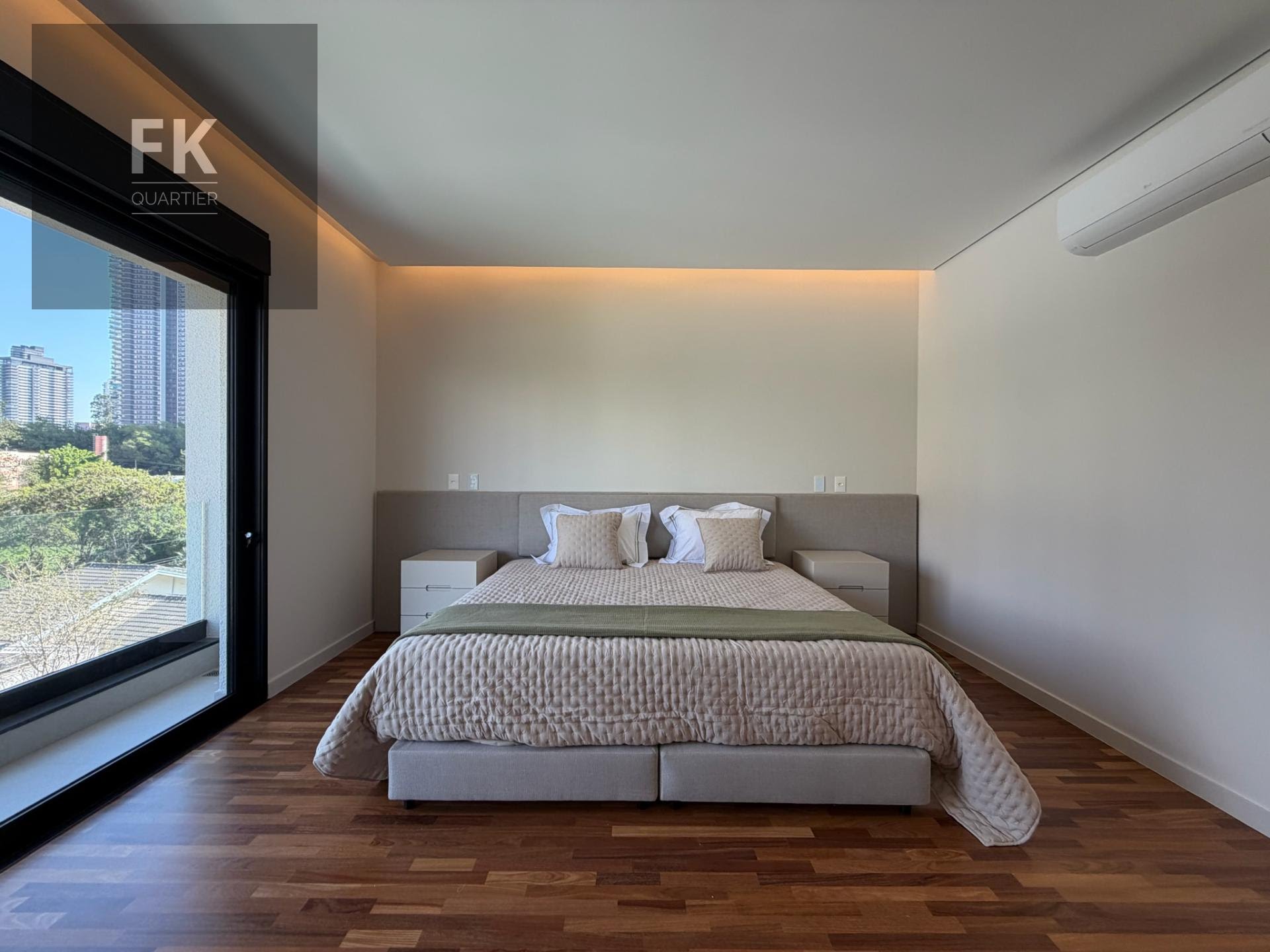 Casa à venda com 5 quartos, 5 suítes, 6 vagas e 490m² no Alphaville, Santana de Parnaíba (SP) — foto 22 de 30