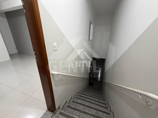 Sala Comercial 60m² no Portal dos Ipês - 2 Banheiros