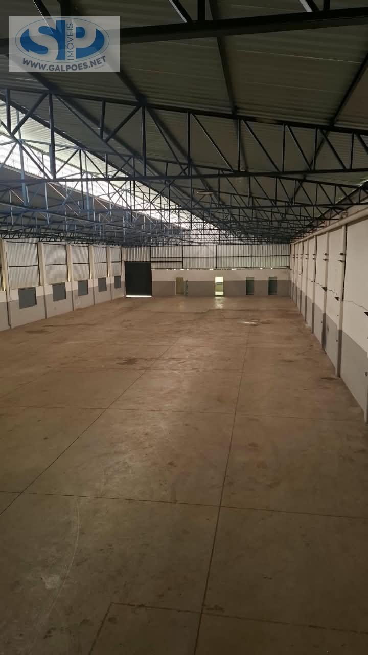 Depósito-Galpão, 1400 m² - Foto 1