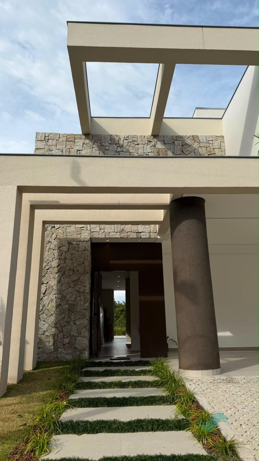 Casa à venda com 3 quartos, 3 suítes, 2 vagas e 278m² no Canto do Lamim, Florianópolis (SC) — foto 7 de 13