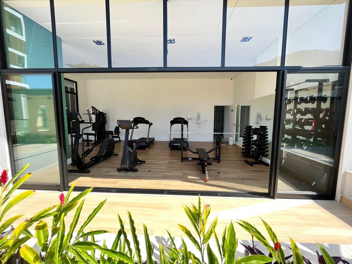 Apartamento à venda com 2 quartos, 2 banheiros, 2 vagas e 84m² no Enseada, Ubatuba (SP) — foto 5 de 21