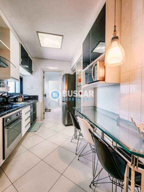 Apartamento à venda com 4 quartos, 3 suítes, 3 vagas e 197m² no Santa Mônica, Feira de Santana (BA) — foto 9 de 17