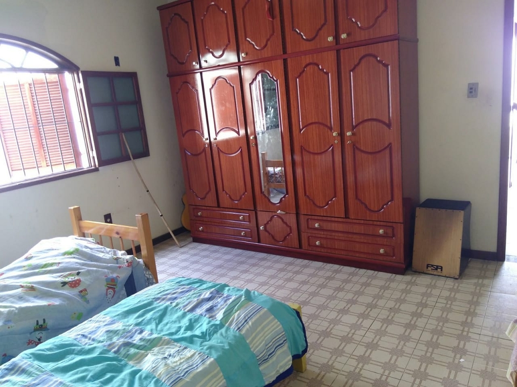 Casa à venda com 6 quartos, 1 suíte, 6 vagas e 420m² no Parque São Caetano, Campos dos Goytacazes (RJ) — foto 7 de 16