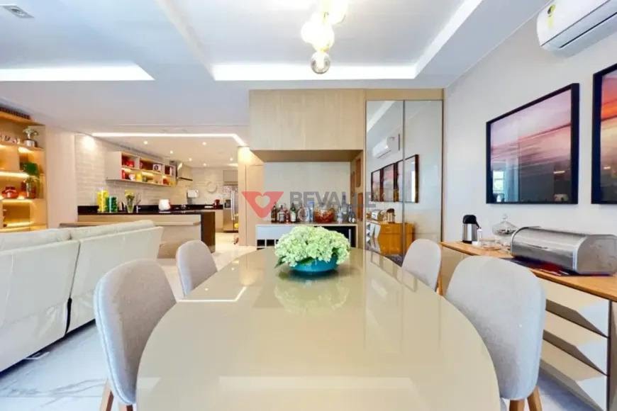 Casa à venda com 4 quartos, 4 suítes, 2 vagas e 300m² no Recreio dos Bandeirantes, Rio de Janeiro (RJ) — foto 8 de 25