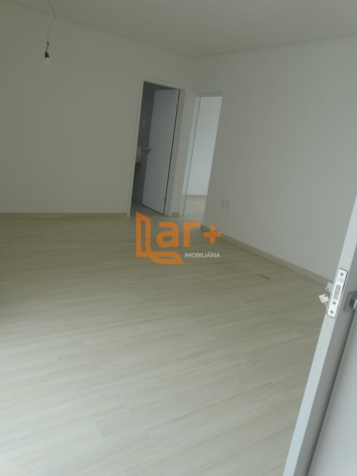 Casa à venda com 3 quartos, 3 suítes, 3 vagas e 270m² no Olhos D'água, Barra dos Coqueiros (SE) — foto 5 de 12