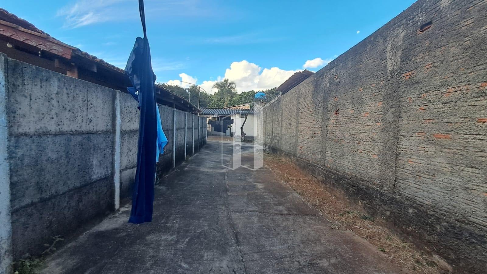 Casa à venda com 2 quartos, 2 banheiros, 3 vagas e 120m² no Vila Brasília, Aparecida de Goiânia (GO) — foto 3 de 9