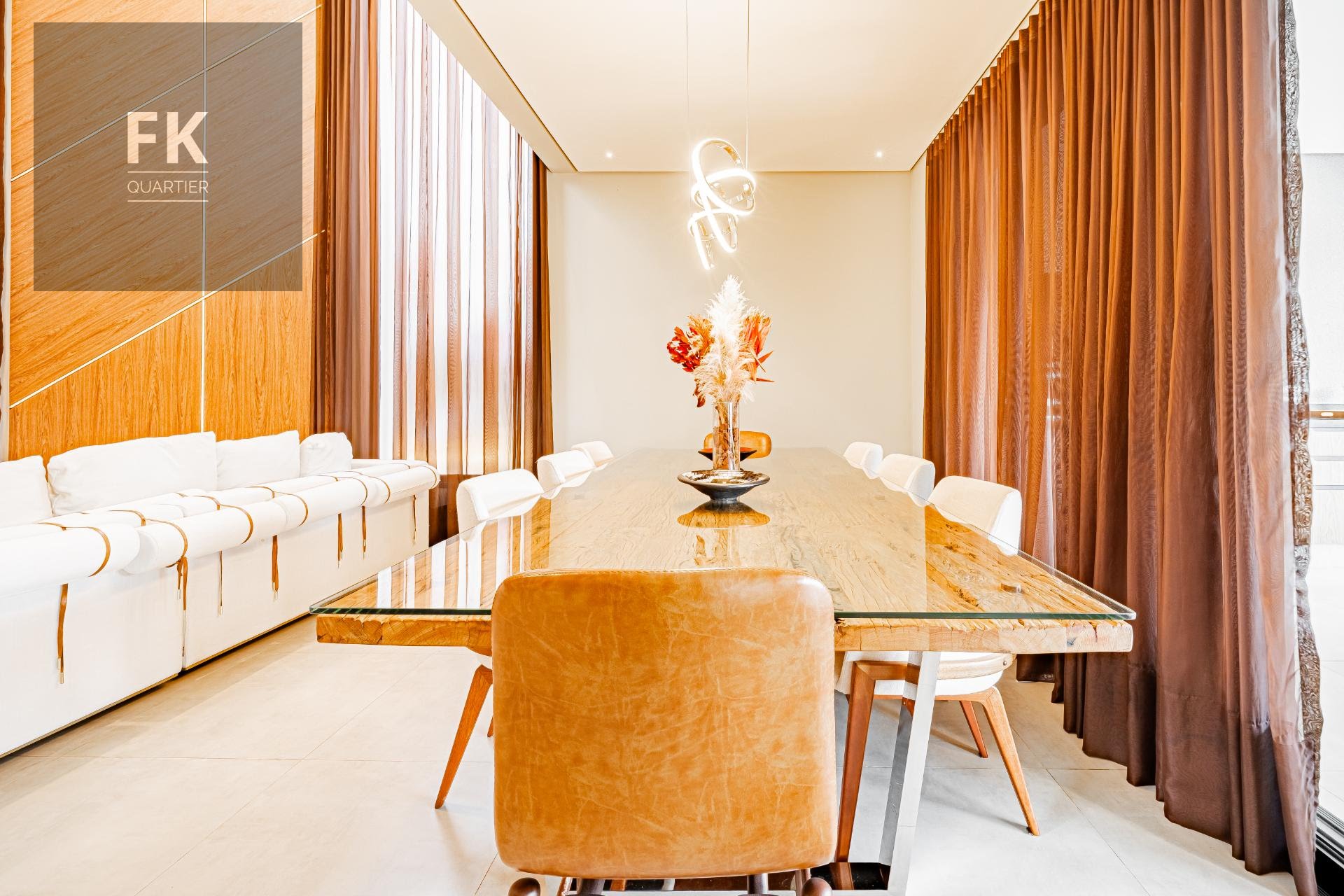 Casa à venda com 4 quartos, 4 suítes, 4 vagas e 375m² no Alphaville, Santana de Parnaíba (SP) — foto 29 de 30