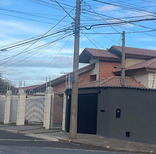 Casa à venda em Jardim Santa Rosália, Sorocaba | 3 dorms