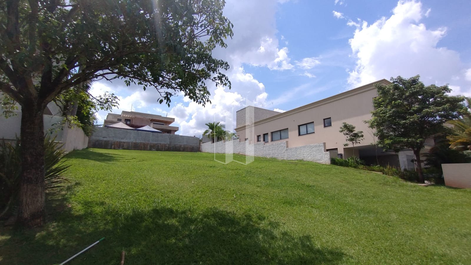 Terreno à venda com 800m² de terreno no Residencial Alphaville Flamboyant, Goiânia (GO) — foto 3 de 5