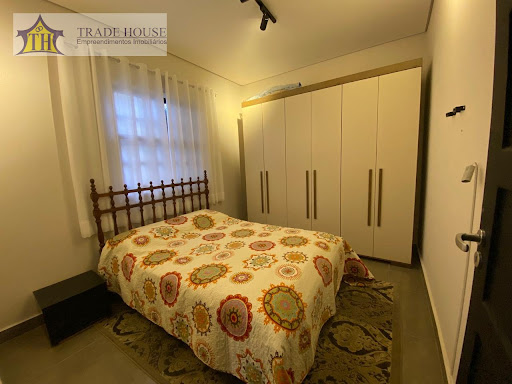 Amplo dormitório casa 01