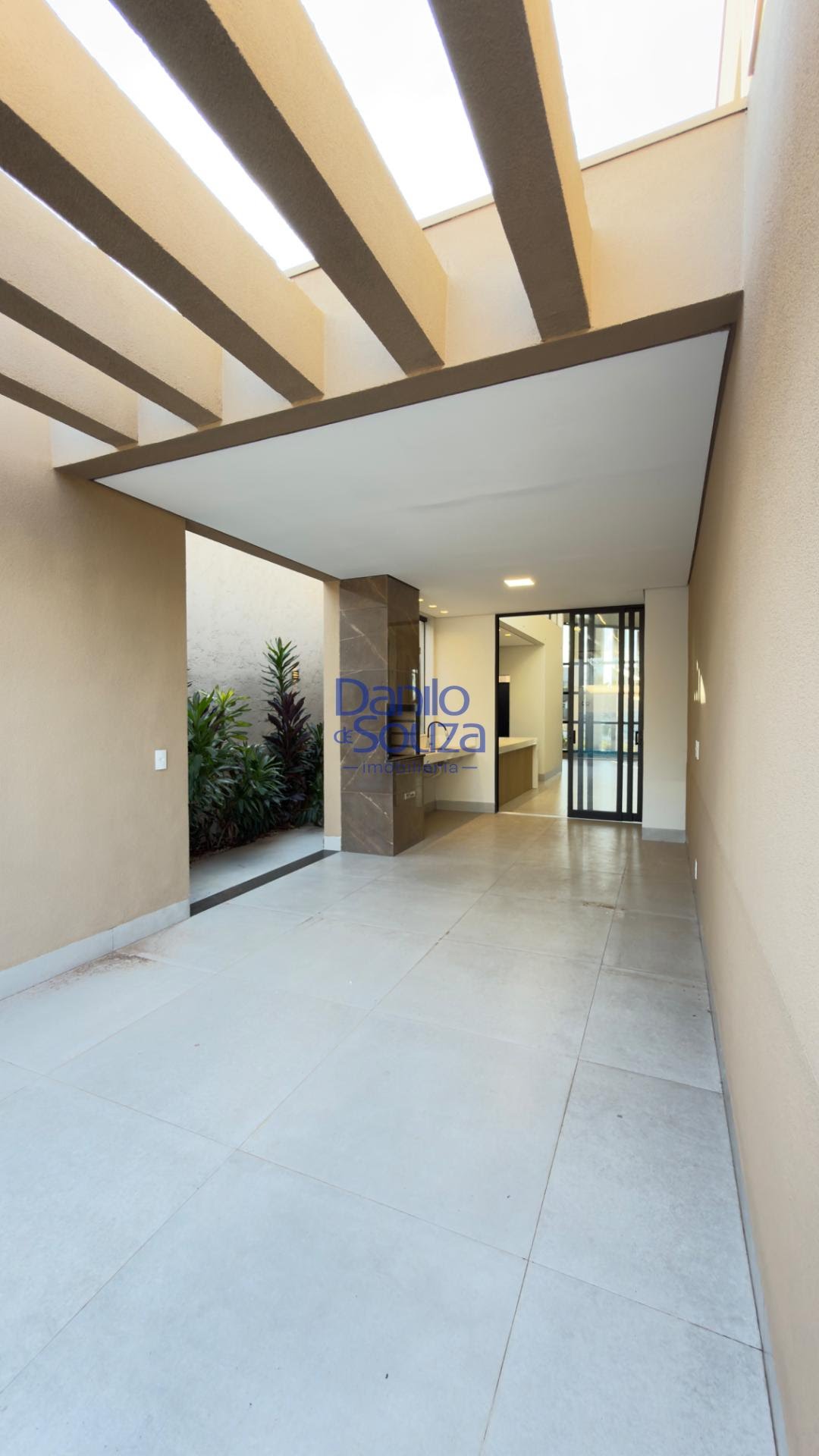 Casa à venda com 3 quartos, 1 suíte, 4 vagas e 360m² no Villagio Park, Araxá (MG) — foto 27 de 30
