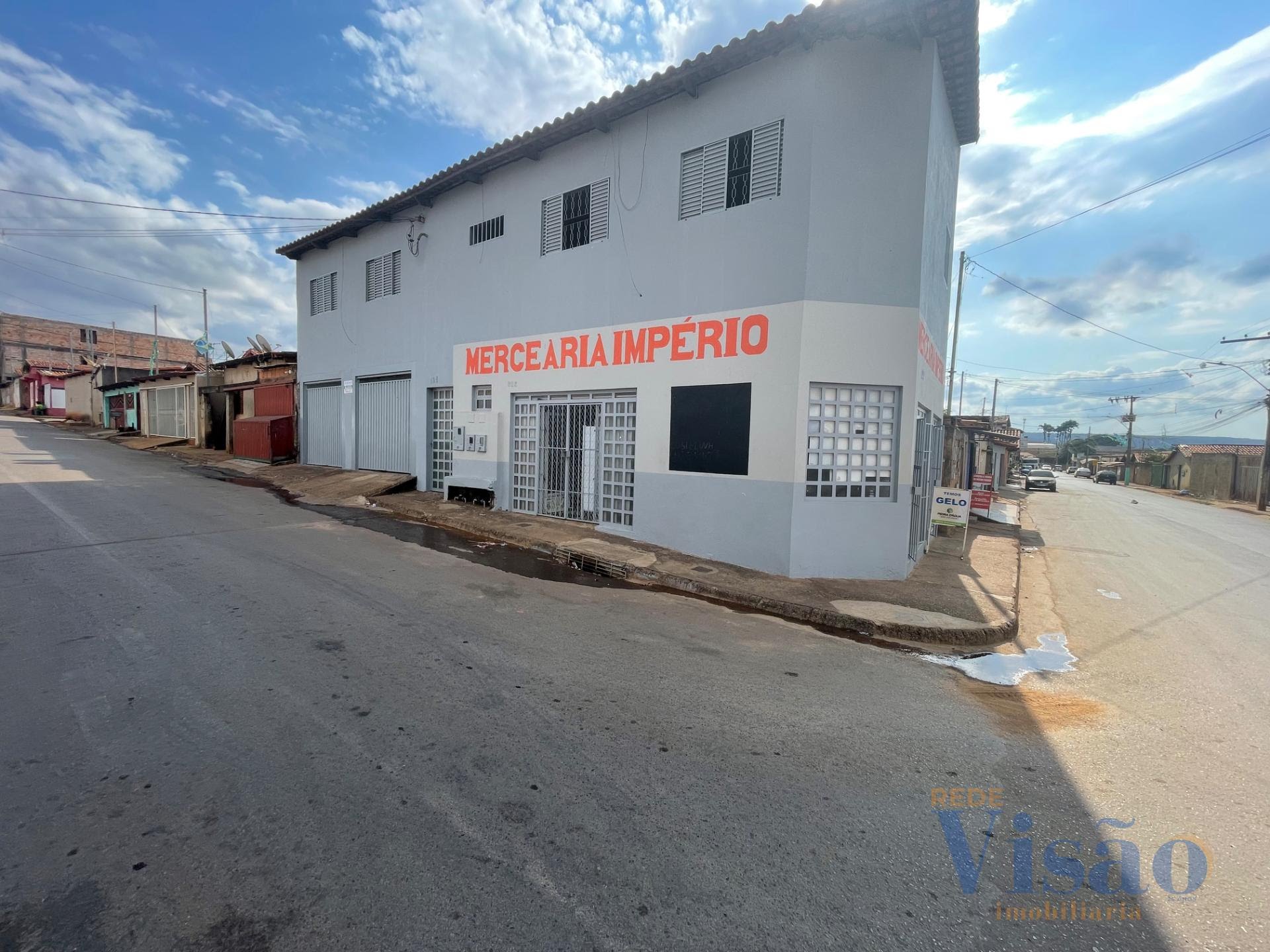 Studio para alugar com 1 quarto, 1 banheiro e 1 vaga no Paracatuzinho, Paracatu — foto principal