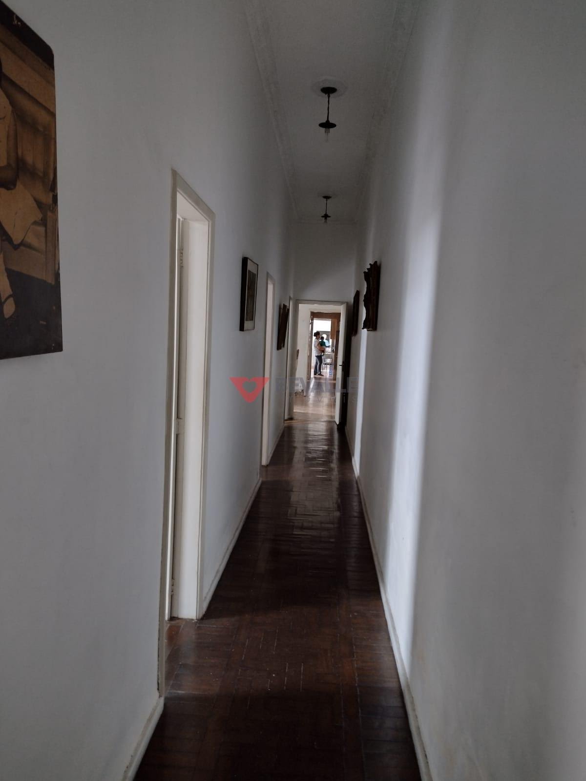 Casa à venda com 6 quartos, 2 banheiros, 6 vagas e 320m² no Botafogo, Rio de Janeiro (RJ) — foto 13 de 23