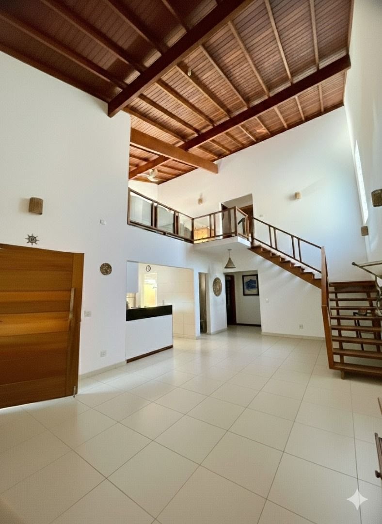 Casa à venda com 4 quartos, 5 banheiros, 3 vagas e 108m² no Toninhas, Ubatuba (SP) — foto 3 de 8