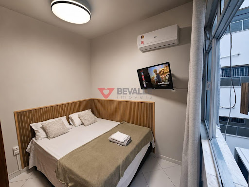 Apartamento à venda em Copacabana, 35m², 1 quarto, R$ 740 mil