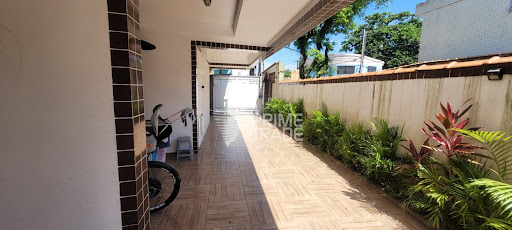 Sobrado em Villagio com  3 Dormitórios no Macuco  -  Santos