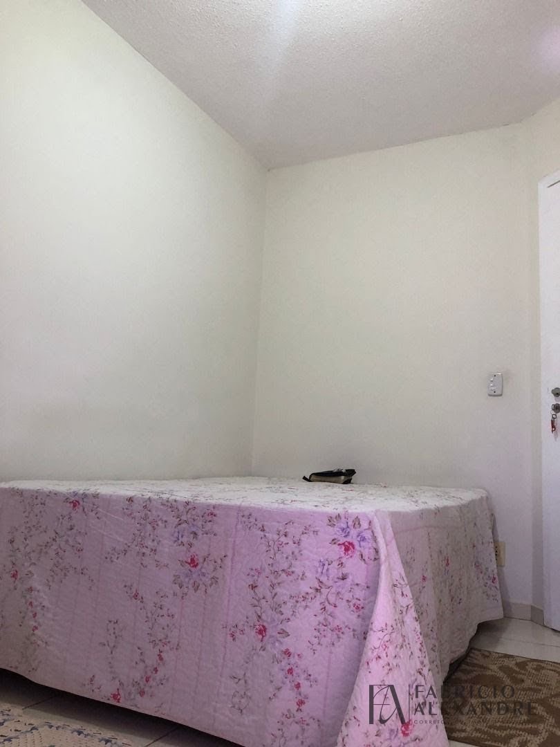 Casa à venda com 3 quartos, 1 suíte, 2 vagas e 83m² no Jardim Caparroz, São José do Rio Preto (SP) — foto 18 de 24