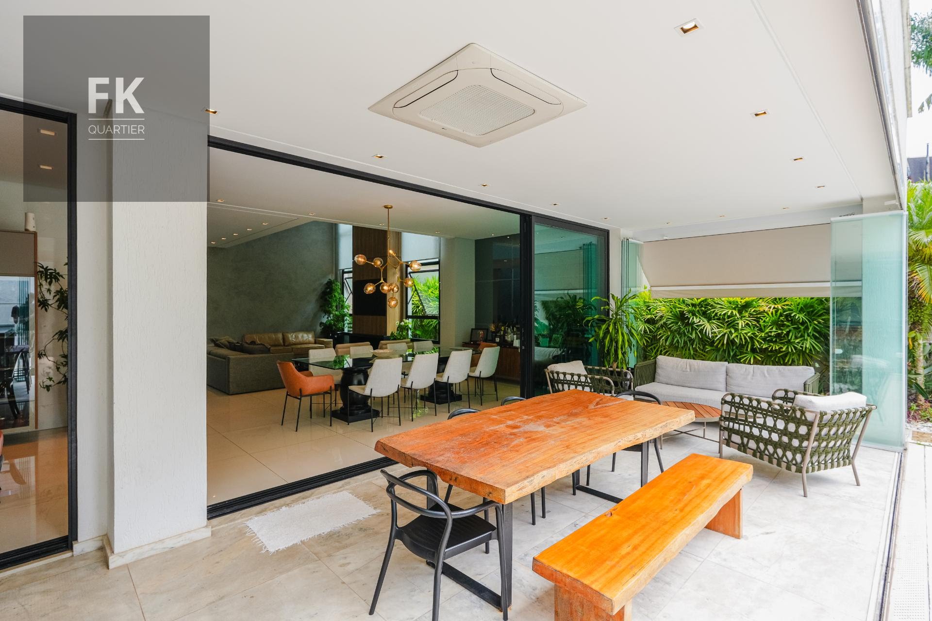 Casa à venda com 4 quartos, 4 suítes, 4 vagas e 471m² no Alphaville, Santana de Parnaíba (SP) — foto 18 de 30