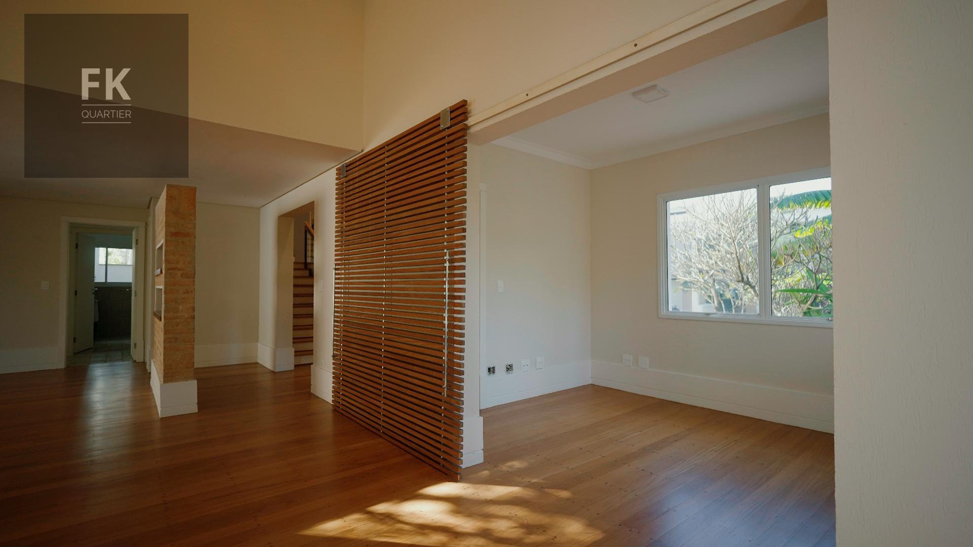 Casa à venda com 4 quartos, 4 suítes, 4 vagas e 360m² no Alphaville Conde II, Barueri (SP) — foto 7 de 30