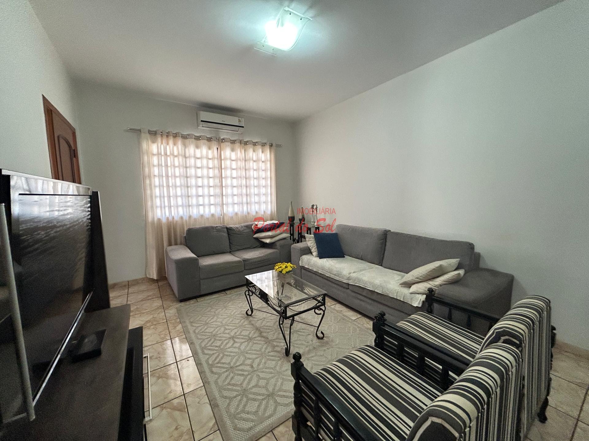 Casa à venda com 3 quartos, 1 suíte, 2 vagas e 164m² no Centro, Santo Antônio da Platina (PR) — foto 4 de 13
