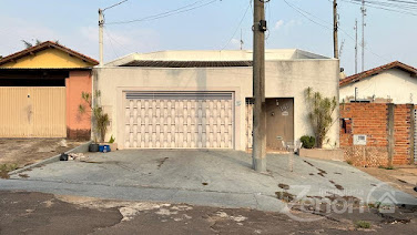 Casa em Jardim dos Bandeirantes - Adamantina