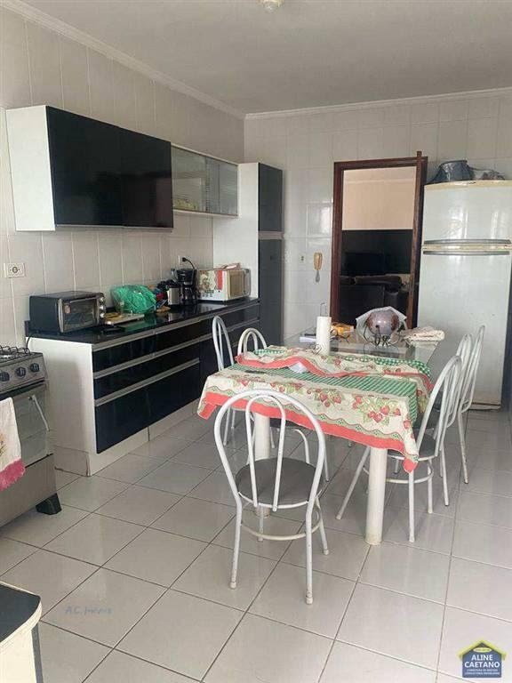 Cobertura à venda com 3 quartos, 3 suítes, 3 vagas e 200m² no Vila Tupi, Praia Grande (SP) — foto 11 de 29