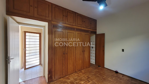 Quarto 1 - Armário