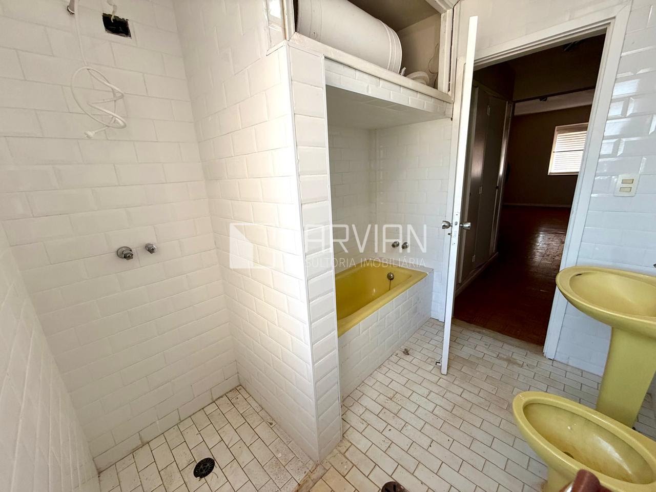 Apartamento à venda com 4 quartos, 1 suíte e 168m² no Centro, Ribeirão Preto (SP) — foto 26 de 30