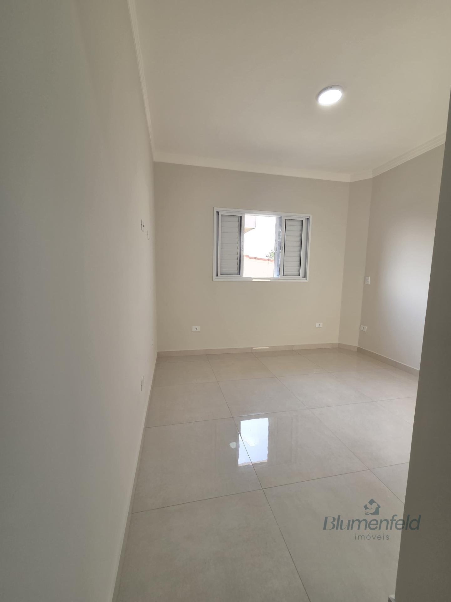 Casa à venda com 3 quartos, 3 suítes, 2 vagas e 114m² no Center Ville, Arujá (SP) — foto 11 de 27