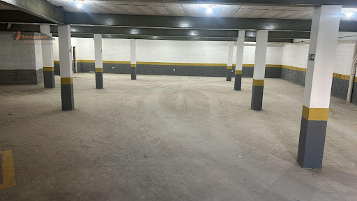 Galpão em Vila Hulda - Guarulhos: 400M²locação por R$ 8.000.