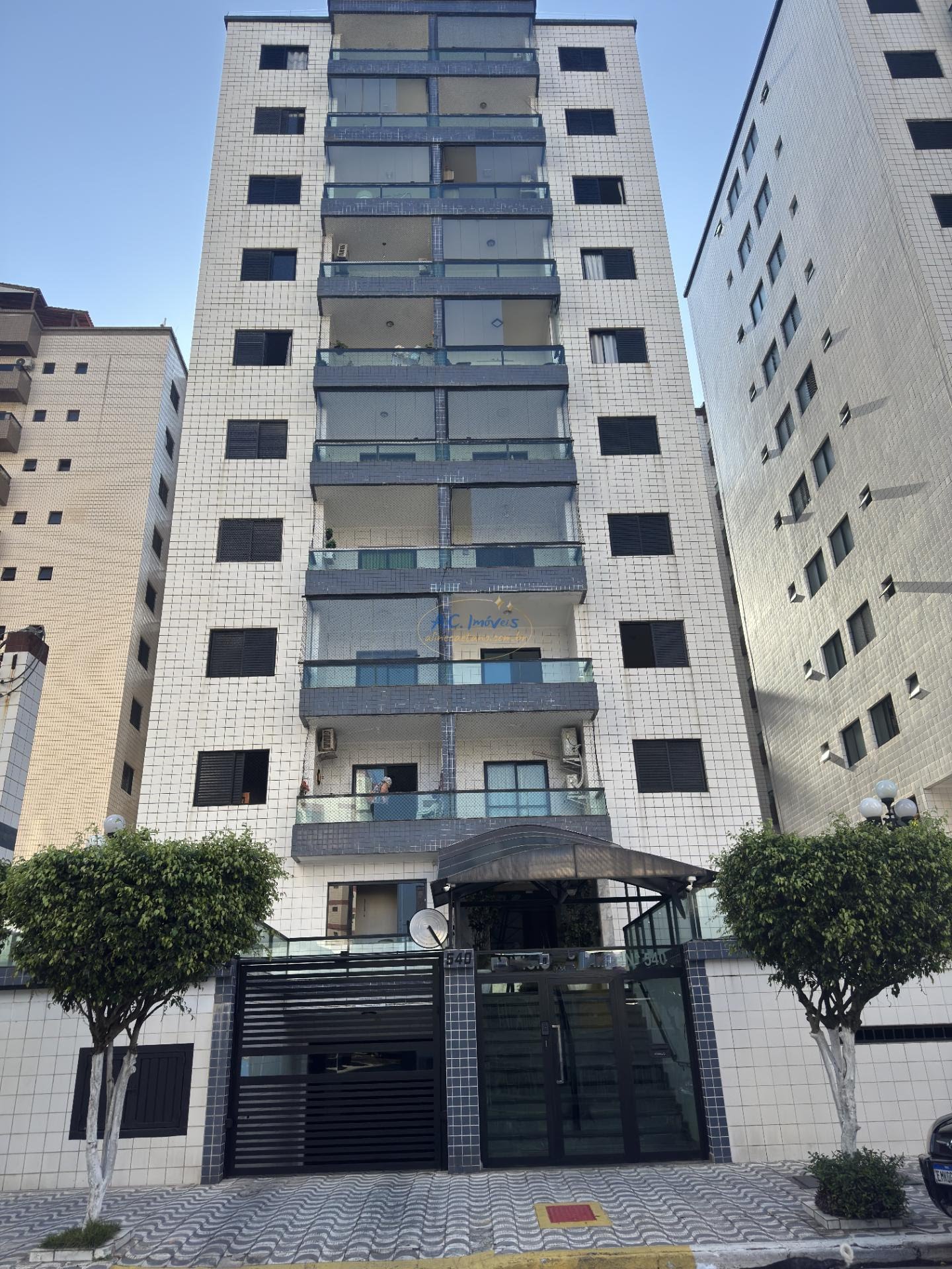 Apartamento à venda com 2 quartos, 2 banheiros, 1 vaga e 85m² no Vila Tupi, Praia Grande — foto principal