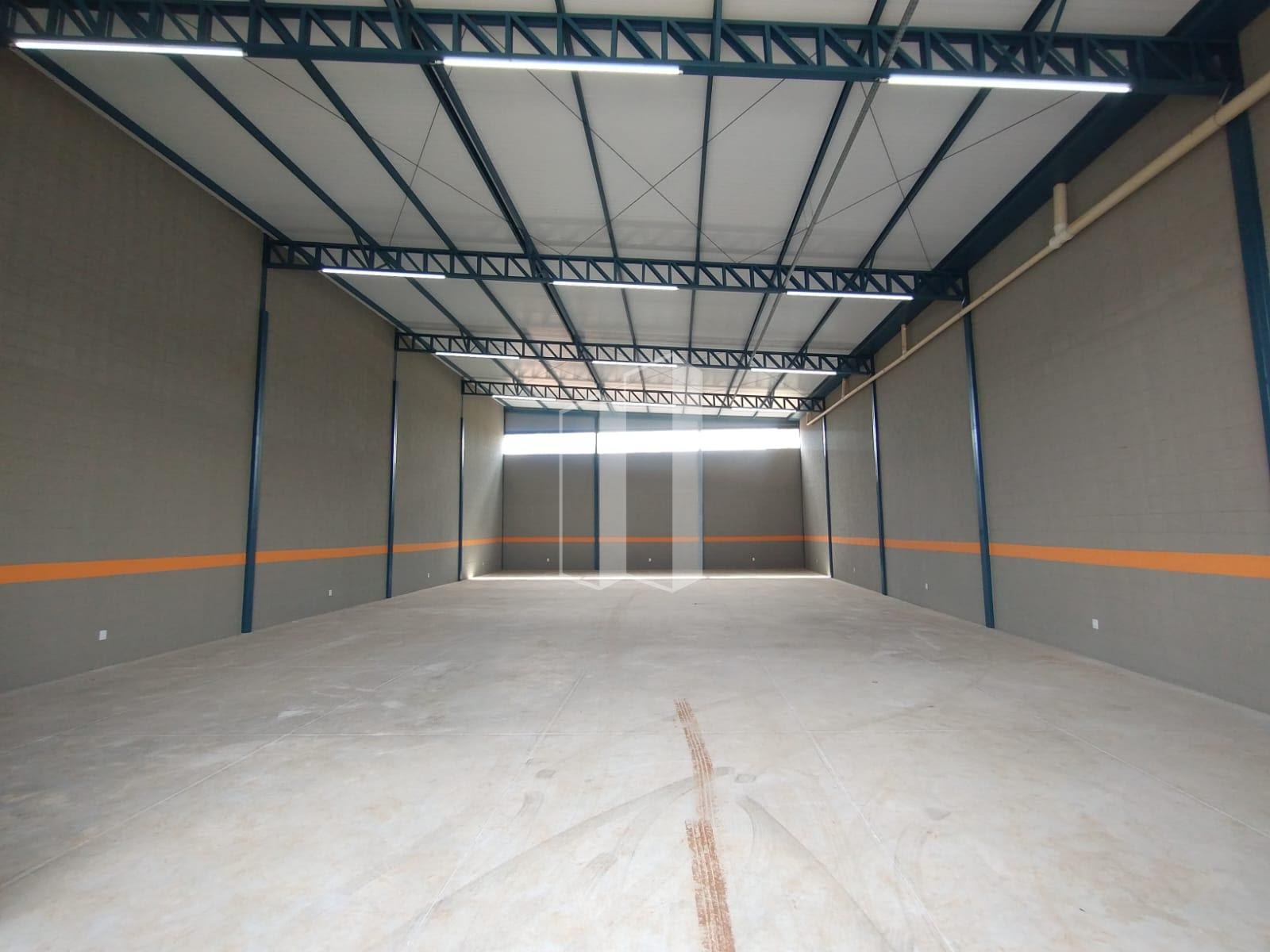Depósito-Galpão, 323 m² - Foto 2