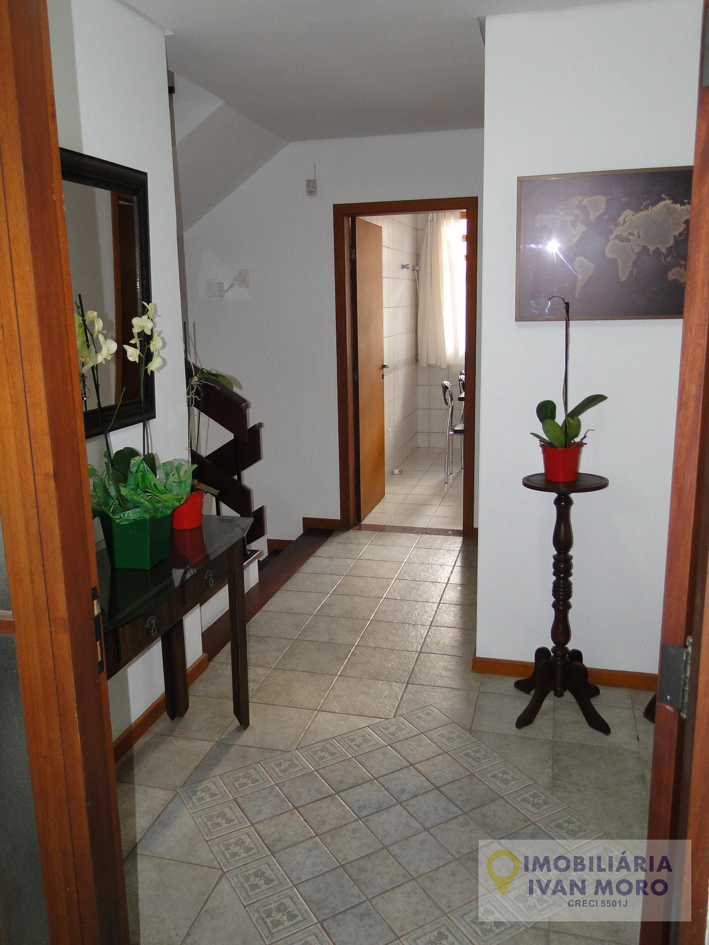 Casa à venda com 5 quartos, 6 banheiros, 2 vagas e 470m² no João Paulo, Florianópolis (SC) — foto 17 de 21