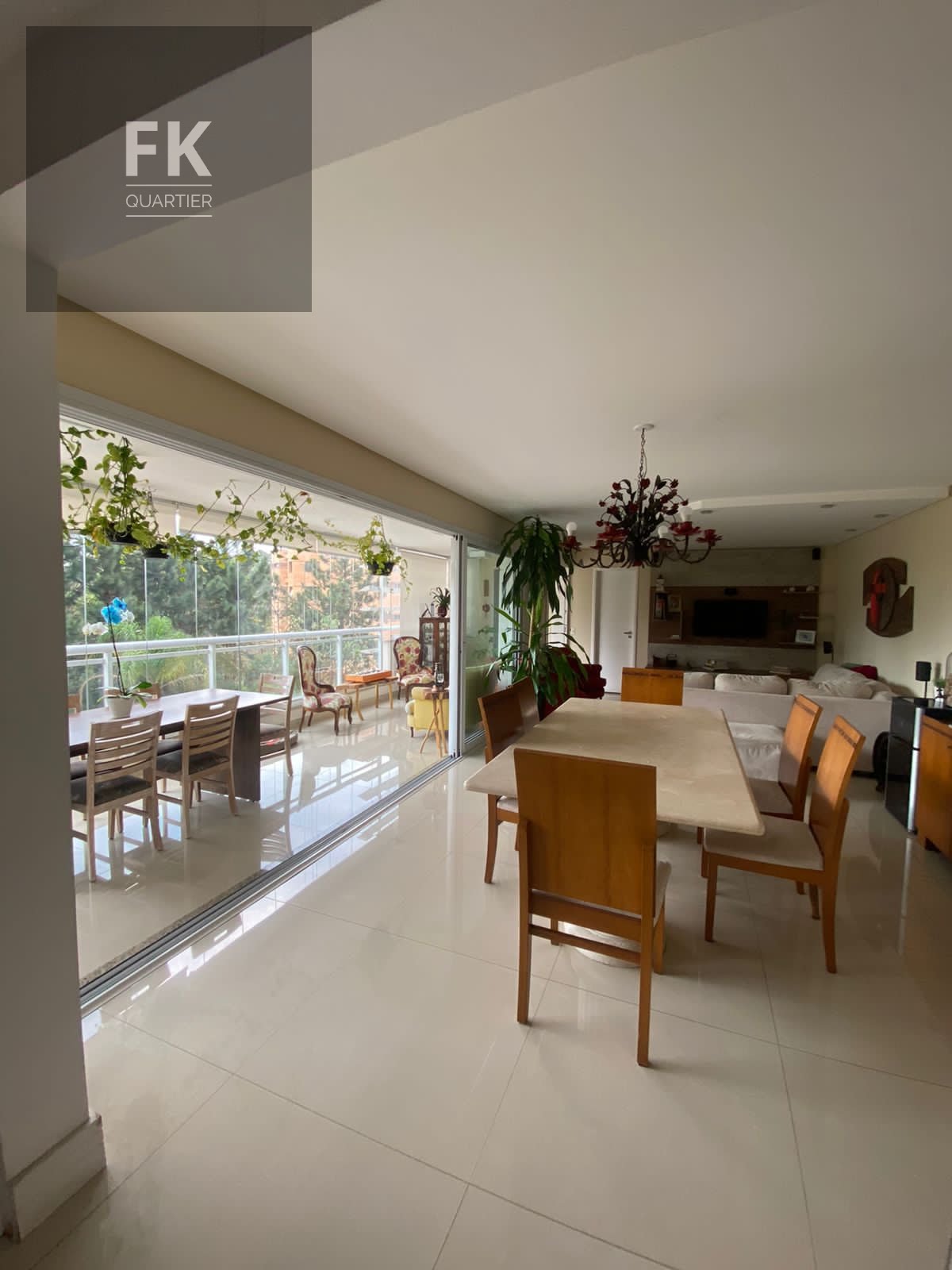 Apartamento à venda com 4 quartos, 5 banheiros, 3 vagas e 196m² no Empresarial 18 do Forte, Barueri — foto principal