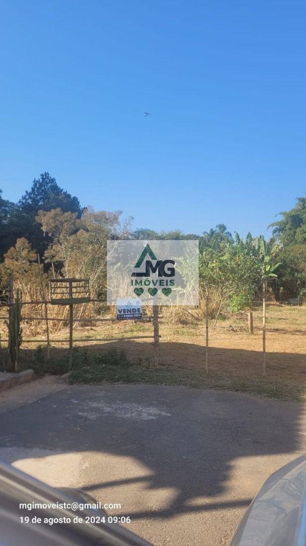 Terreno à venda com 3000m² de terreno no Vila Emília, Três Corações — foto principal