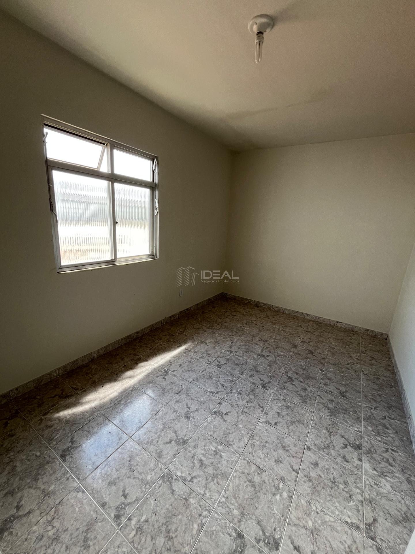Casa à venda com 4 quartos, 2 banheiros, 3 vagas e 175m² no Parque Tarcisio Miranda, Campos dos Goytacazes (RJ) — foto 7 de 23