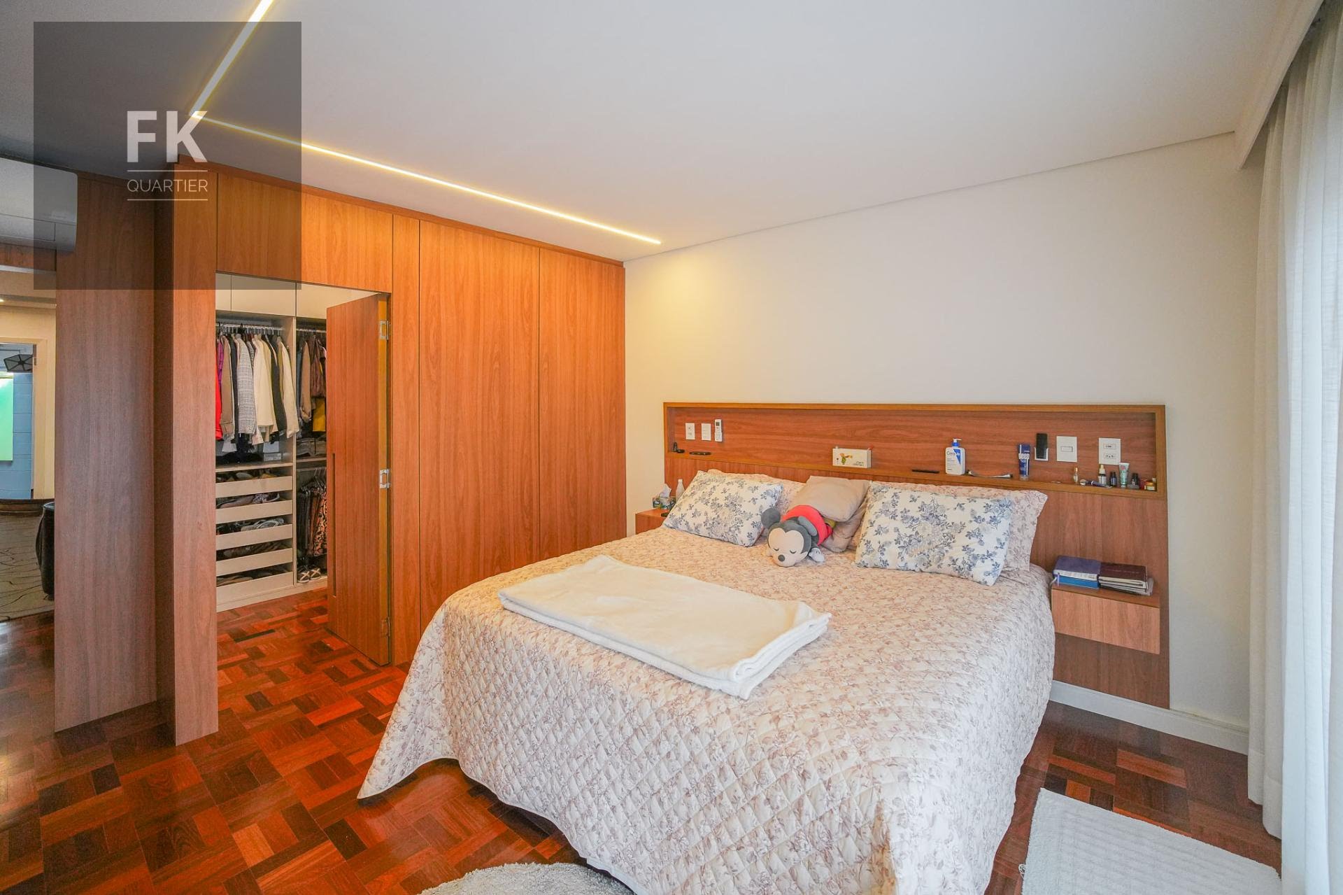 Casa à venda com 5 quartos, 5 suítes, 4 vagas e 476m² no Alphaville, Santana de Parnaíba (SP) — foto 21 de 30