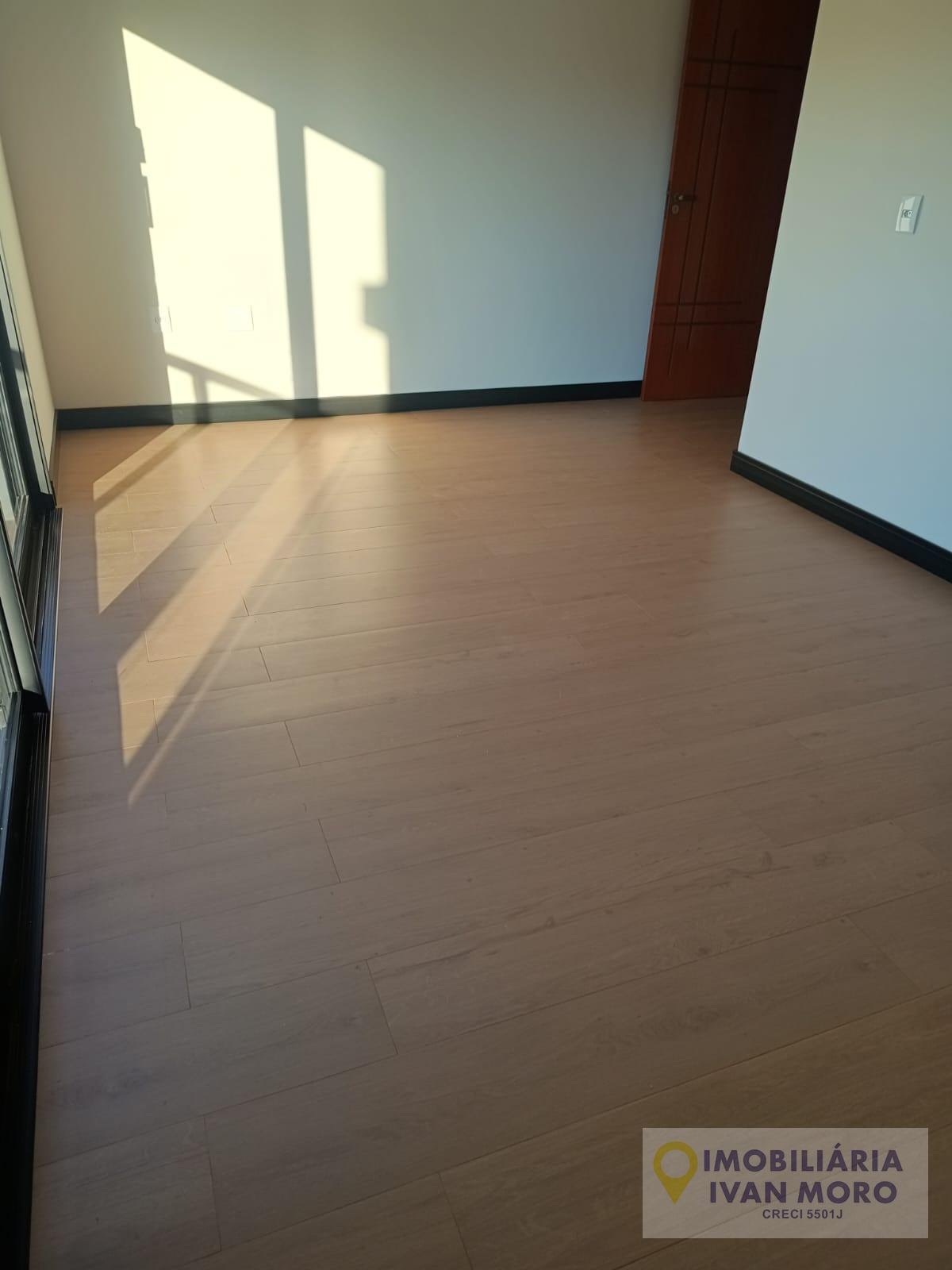 Casa à venda com 4 quartos, 3 suítes, 4 vagas e 250m² no São João do Rio Vermelho, Florianópolis (SC) — foto 27 de 30