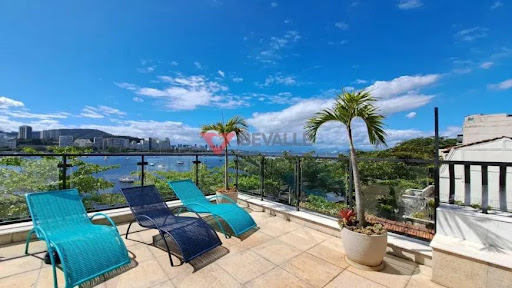 Casa à venda na Urca: 458m², 4 quartos, 2 vagas e lazer