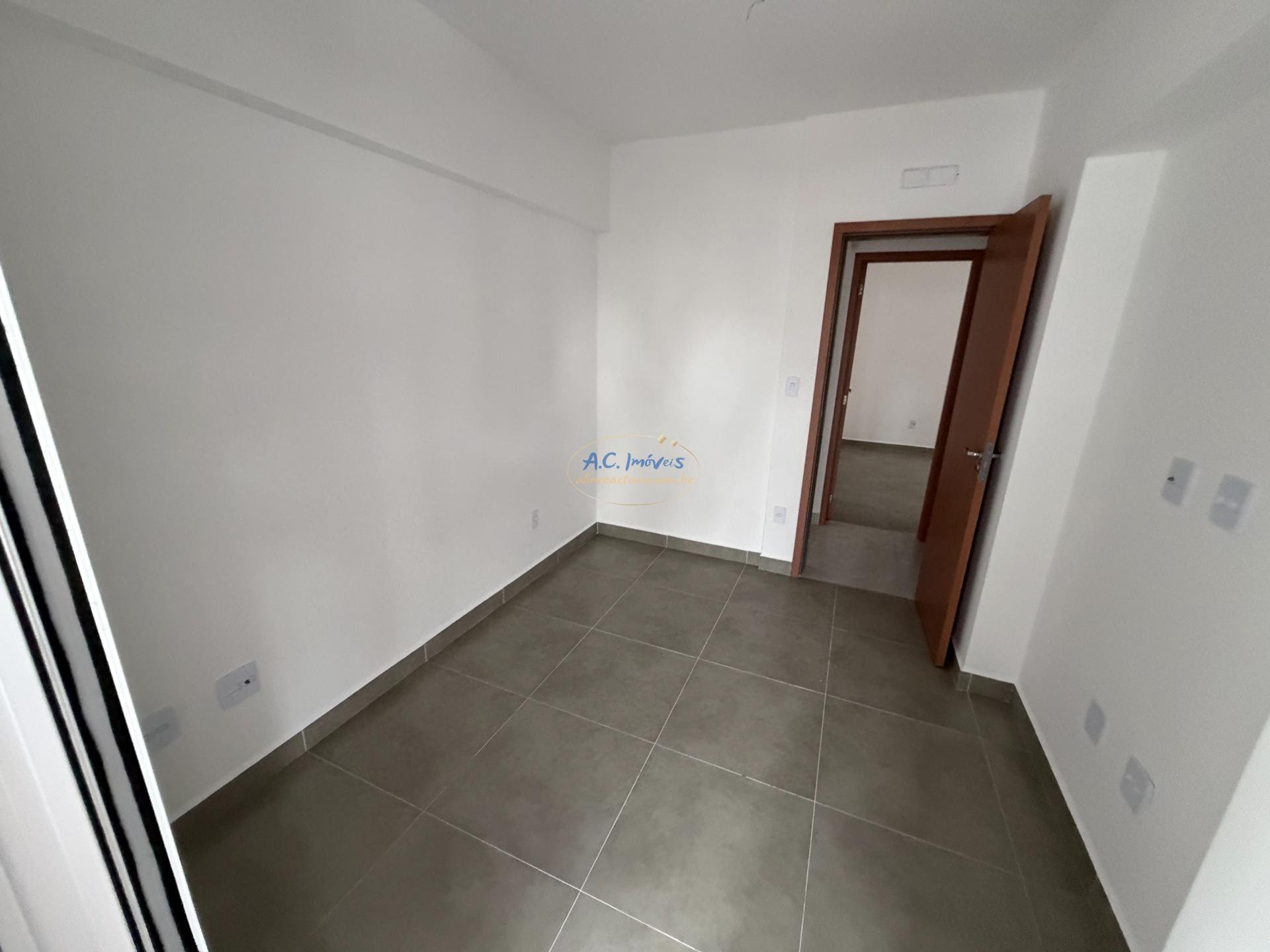 Apartamento à venda com 3 quartos, 2 suítes, 3 vagas e 122m² no Guilhermina, Praia Grande (SP) — foto 20 de 27