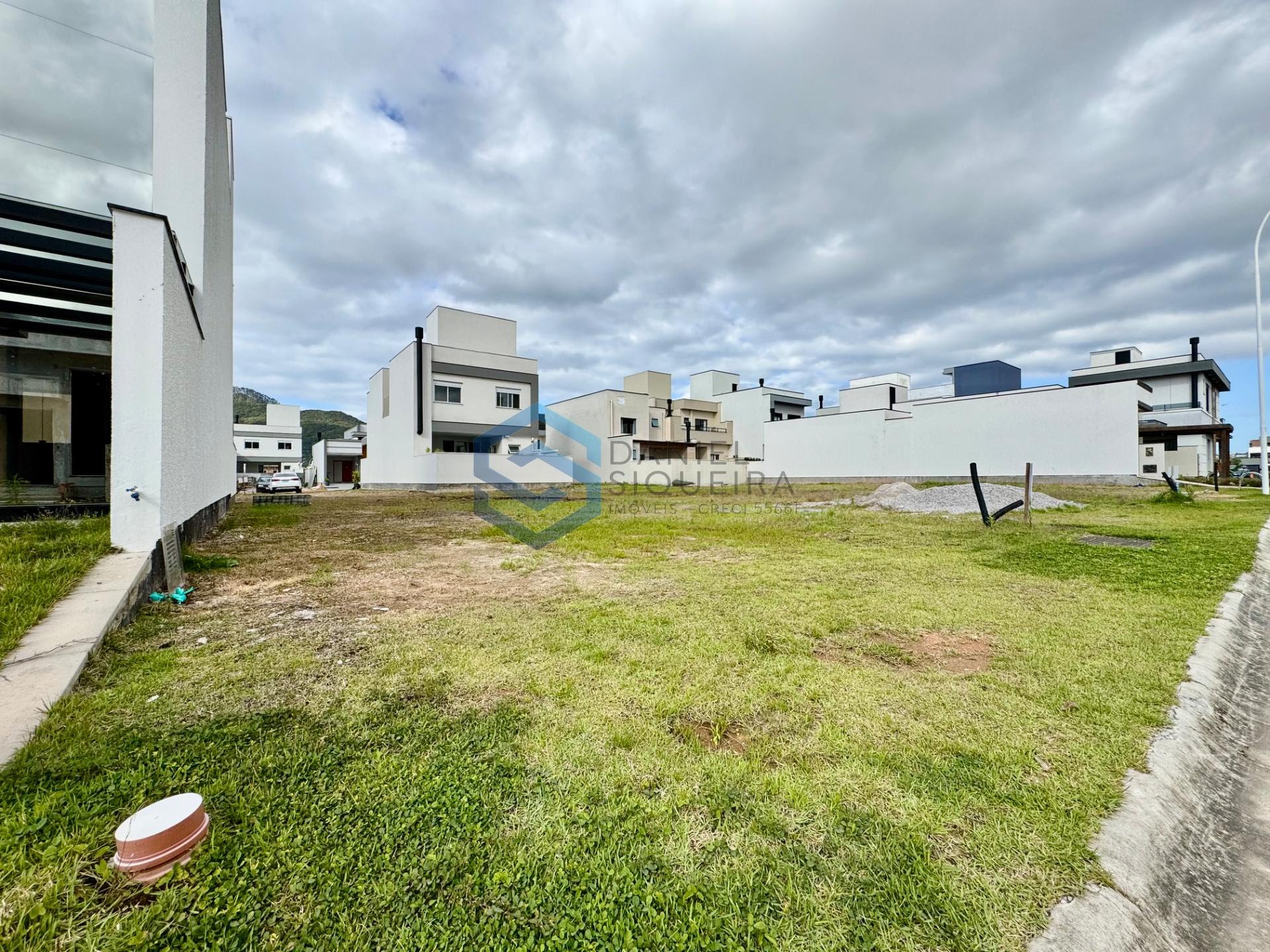 Terreno à venda com 150m² de terreno no Bairro Deltaville, Biguaçu (SC) — foto 2 de 2