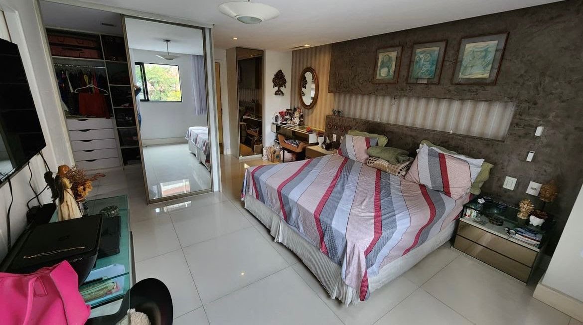 Apartamento com 3 suites bairro Graças para venda