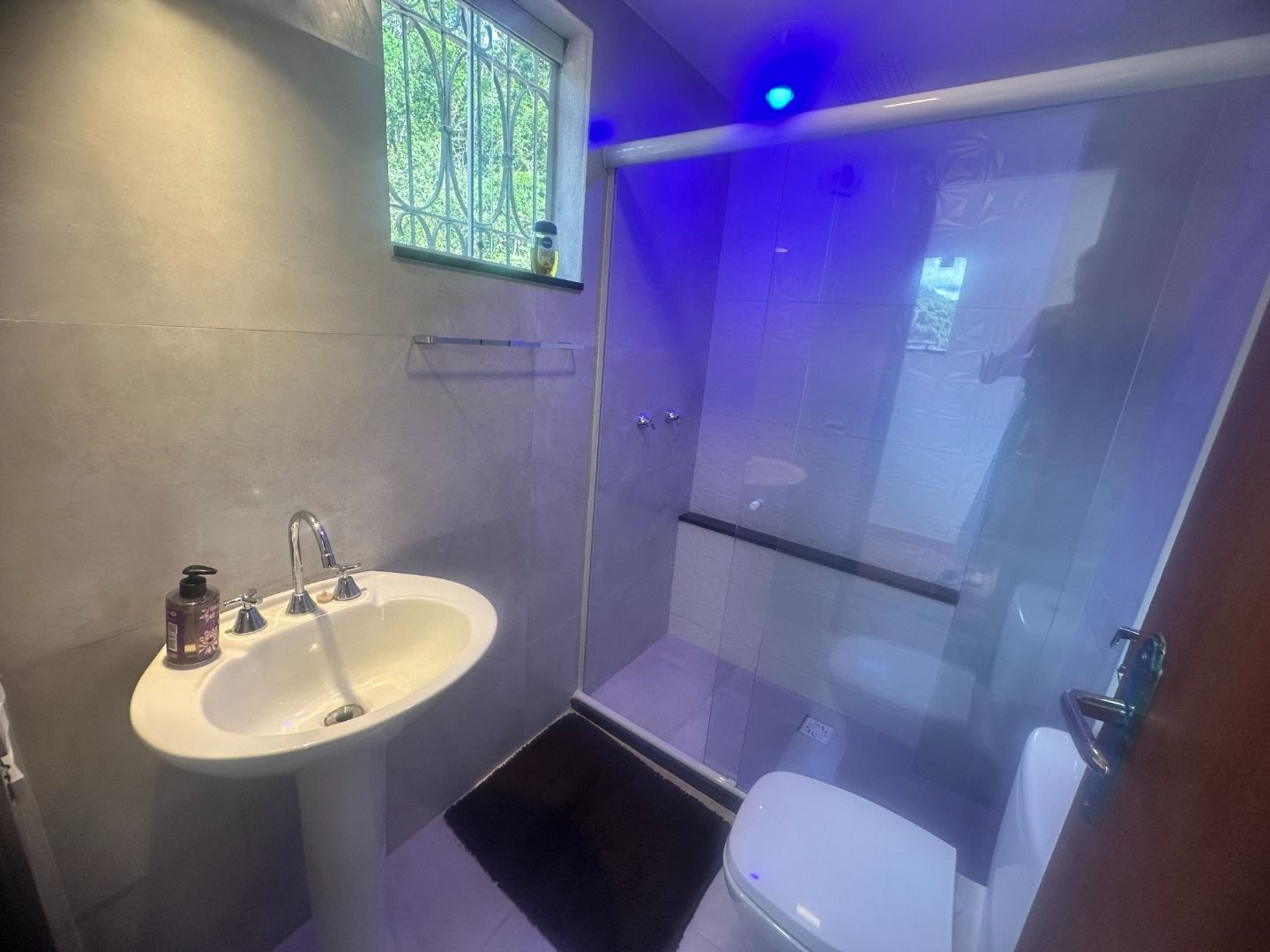 Casa à venda com 4 quartos, 5 banheiros, 1 vaga e 220m² no Golfe, Teresópolis (RJ) — foto 28 de 30