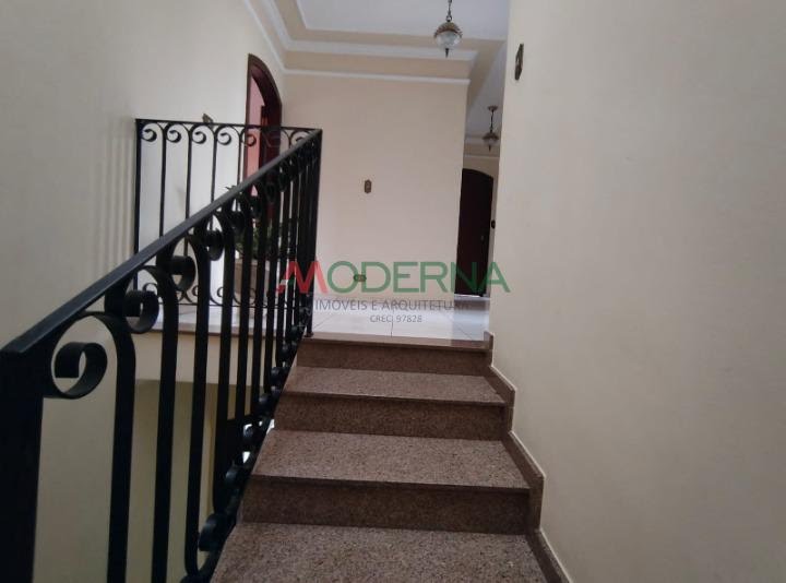 Casa à venda com 4 quartos, 1 suíte, 5 vagas e 229m² no Paulicéia, São Bernardo do Campo (SP) — foto 13 de 30