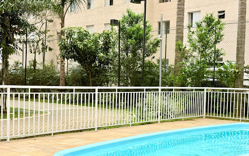área lazer com piscina