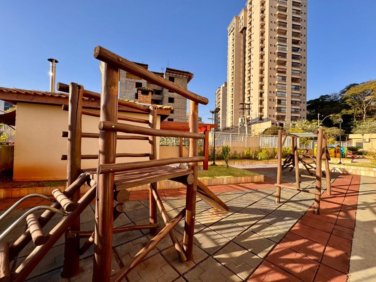 Apartamento à venda com 2 quartos, 1 suíte, 1 vaga e 69m² no Jardim Botânico, Ribeirão Preto (SP) — foto 2 de 30